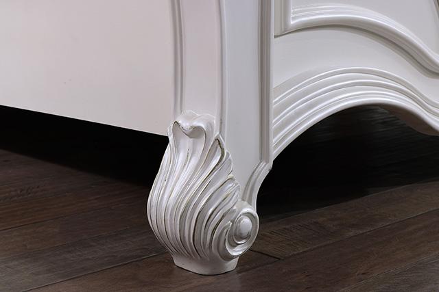 Francione E.King & Queen Bed White & Chrome - US Furniture & Mattress (Waterbury,CT)*