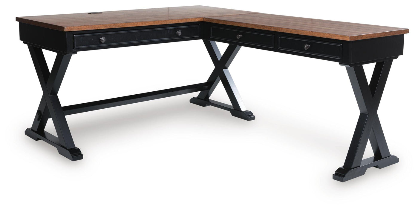 Wildenauer Home Office Desk - US Furniture & Mattress (Waterbury,CT)*