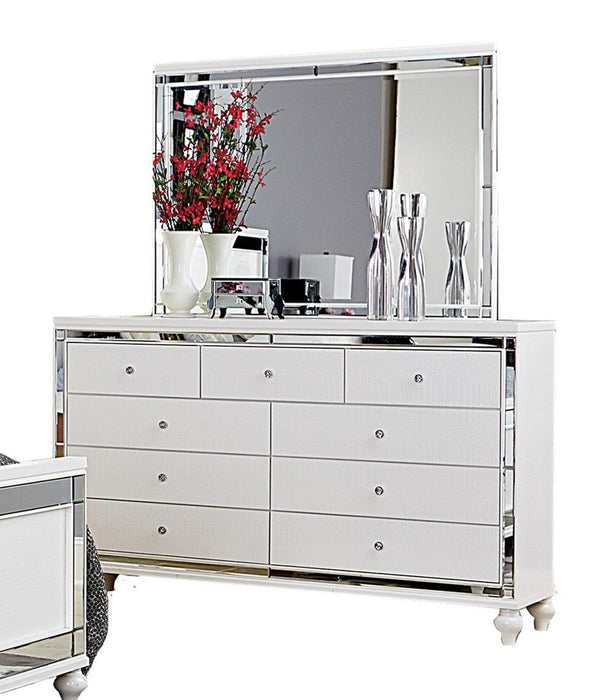 Homelegance Alonza 9 Drawer Dresser in White 1845-5