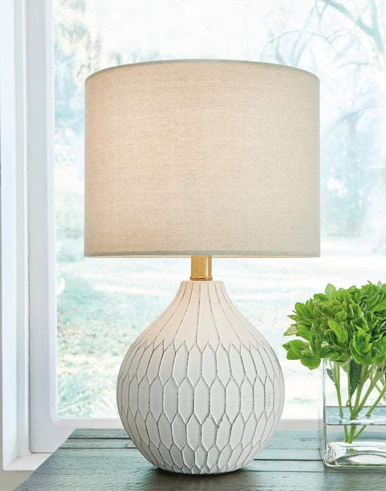 Wardmont Lamp Set - US Furniture & Mattress (Waterbury,CT)*