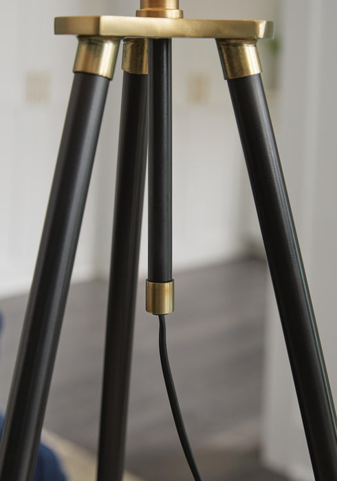 Cashner Floor Lamp - US Furniture & Mattress (Waterbury,CT)*