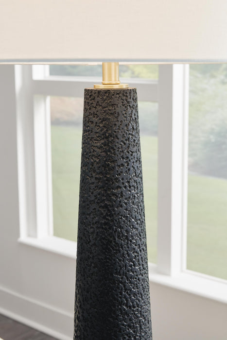Hallburg Floor Lamp - US Furniture & Mattress (Waterbury,CT)*