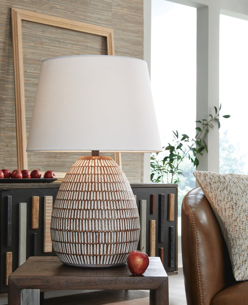 Darrich Lamp Set - US Furniture & Mattress (Waterbury,CT)*