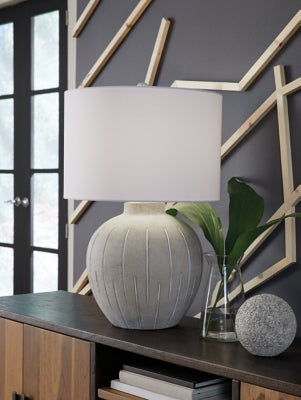 Calbert Table Lamp - US Furniture & Mattress (Waterbury,CT)*