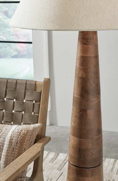 Danset Floor Lamp - US Furniture & Mattress (Waterbury,CT)*