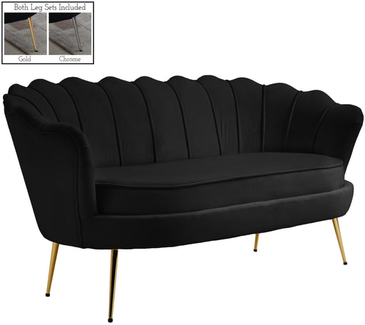 Gardenia Black Velvet Loveseat image