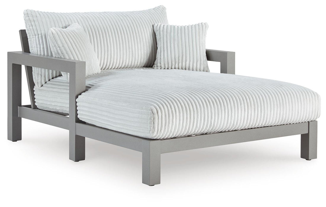 Hurley Park Outdoor Chaise Lounge with Cushion - US Furniture & Mattress (Waterbury,CT)*