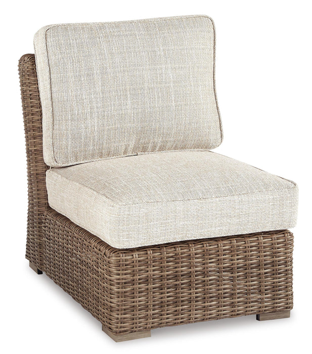 Beachcroft Outdoor Seating Set - US Furniture & Mattress (Waterbury,CT)*