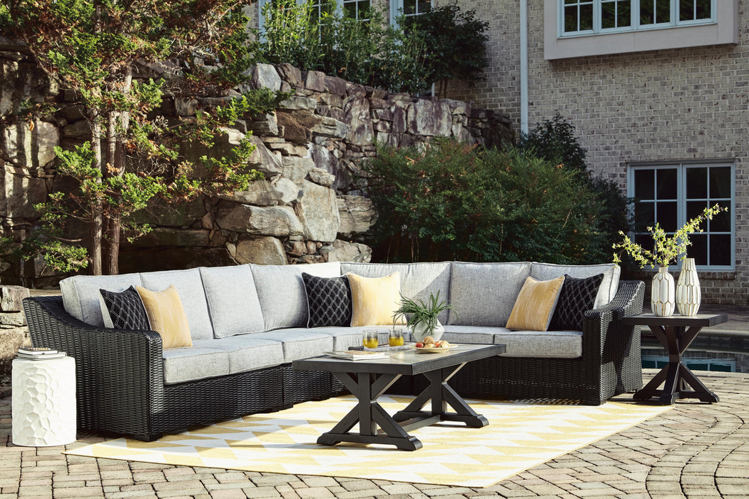 Beachcroft Outdoor End Table - US Furniture & Mattress (Waterbury,CT)*