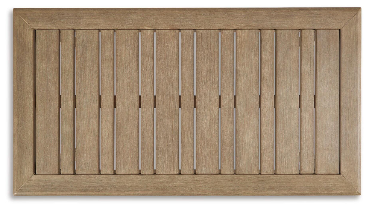 Gerianne Coffee Table - US Furniture & Mattress (Waterbury,CT)*