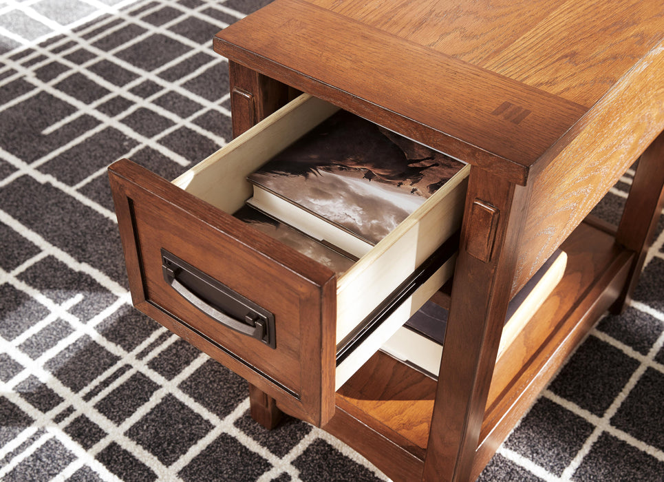 Breegin Chairside End Table - US Furniture & Mattress (Waterbury,CT)*