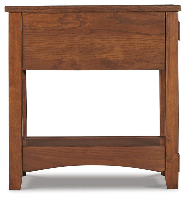 Breegin Chairside End Table - US Furniture & Mattress (Waterbury,CT)*