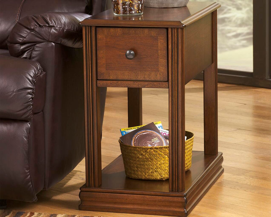 Breegin Chairside End Table - US Furniture & Mattress (Waterbury,CT)*