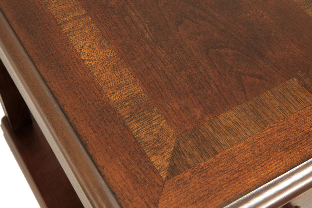 Breegin Chairside End Table - US Furniture & Mattress (Waterbury,CT)*