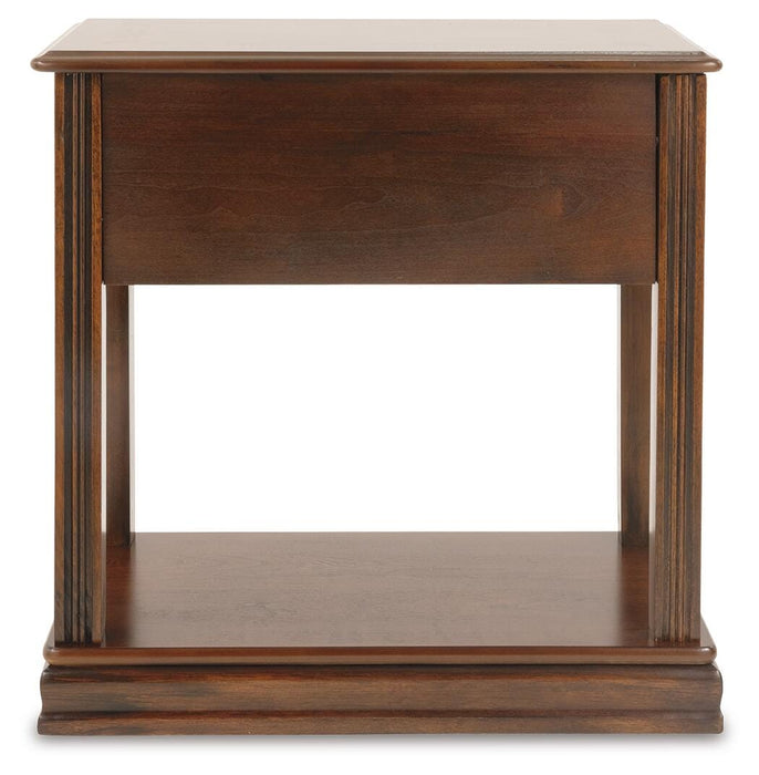 Breegin Chairside End Table - US Furniture & Mattress (Waterbury,CT)*