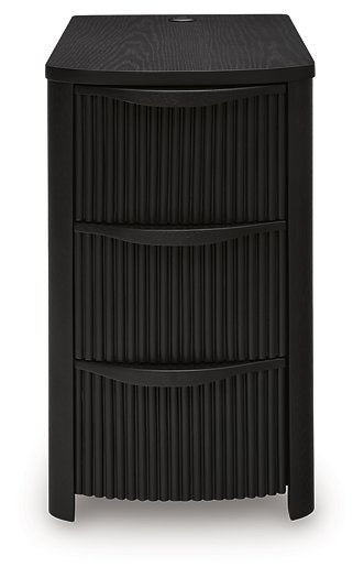 Camdill Chairside End Table - US Furniture & Mattress (Waterbury,CT)*