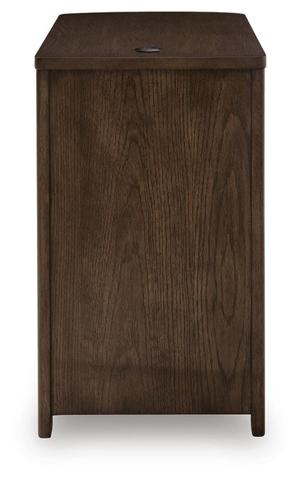Camdill Chairside End Table - US Furniture & Mattress (Waterbury,CT)*