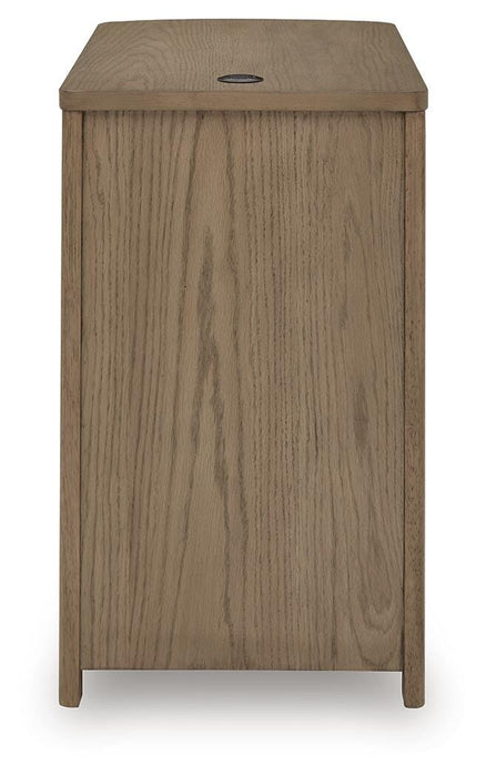Camdill Chairside End Table - US Furniture & Mattress (Waterbury,CT)*