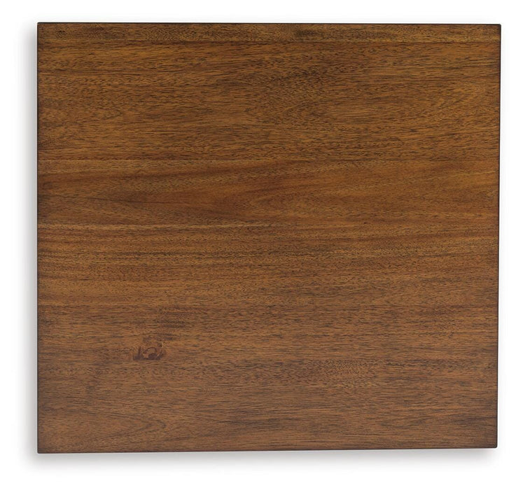Sturlayne End Table - US Furniture & Mattress (Waterbury,CT)*