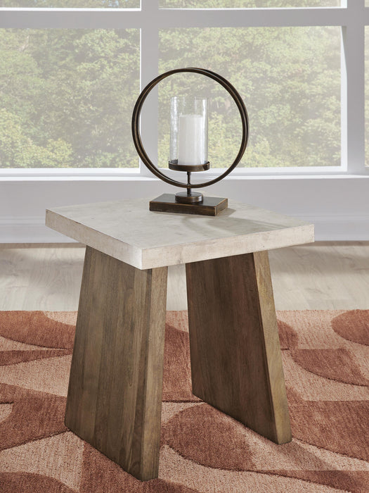Brendalhouse End Table - US Furniture & Mattress (Waterbury,CT)*