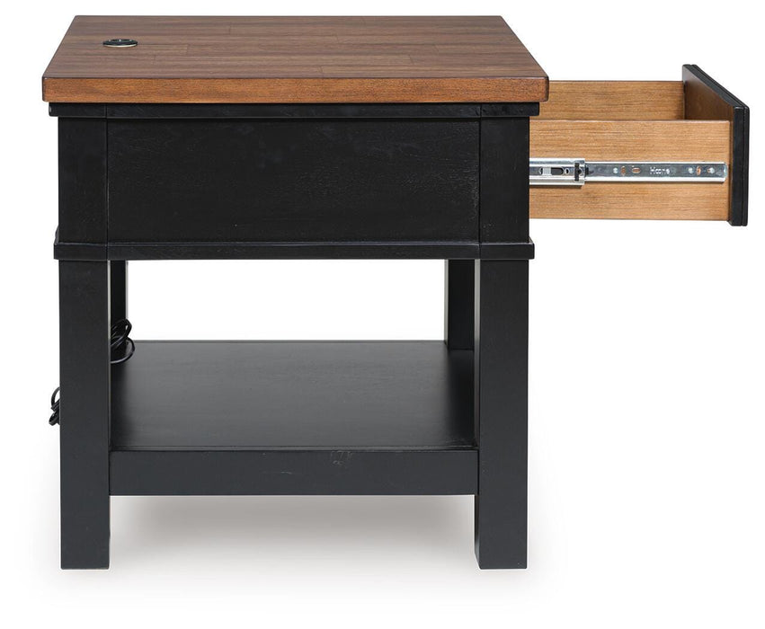 Wildenauer End Table - US Furniture & Mattress (Waterbury,CT)*