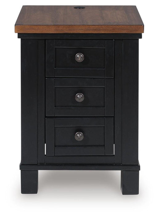 Wildenauer Chairside End Table - US Furniture & Mattress (Waterbury,CT)*