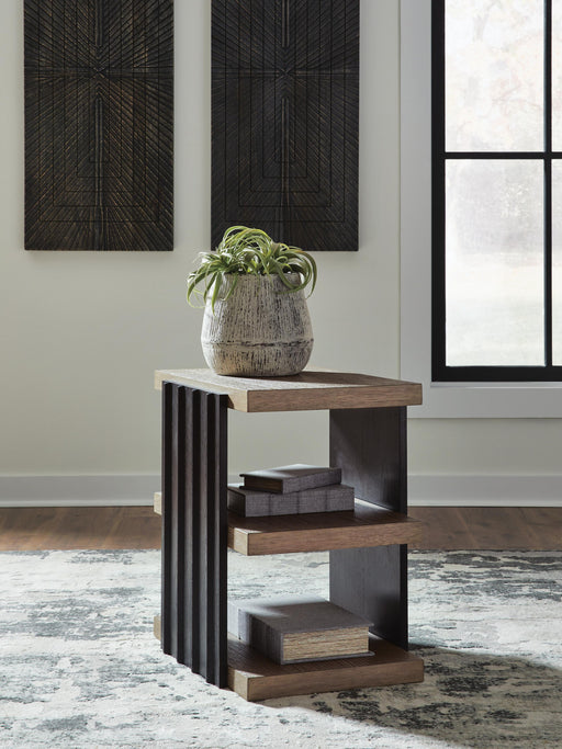 Rylandyn End Table - US Furniture & Mattress (Waterbury,CT)*