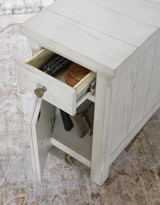 Robbinsdale Chairside End Table - US Furniture & Mattress (Waterbury,CT)*