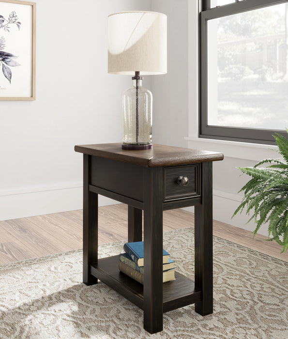 Tyler Creek End Table Set - US Furniture & Mattress (Waterbury,CT)*