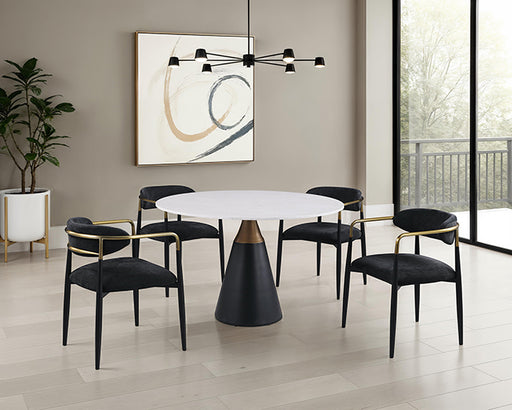 Hobro 5 Pc. Dining Table Set - US Furniture & Mattress (Waterbury,CT)*