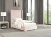 Cadwell E.King, Queen, & Full Bed White, Gray, & Black - US Furniture & Mattress (Waterbury,CT)*
