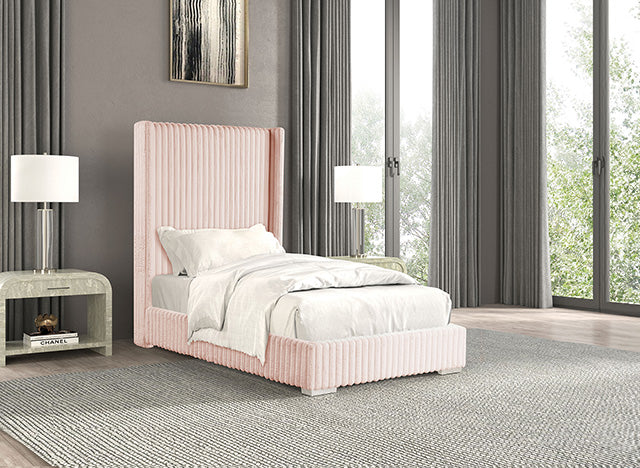 Cadwell E.King, Queen, & Full Bed White, Gray, & Black - US Furniture & Mattress (Waterbury,CT)*
