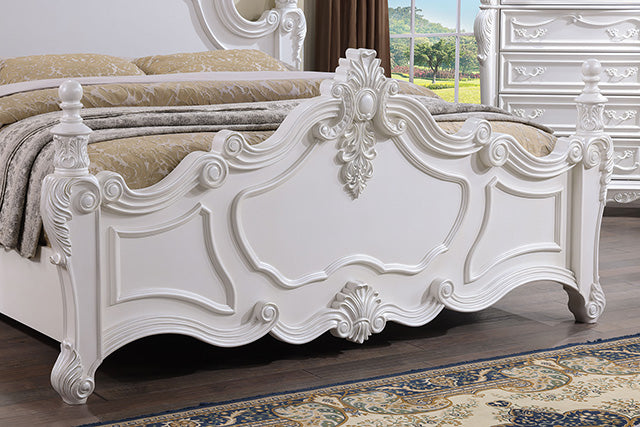 Francione E.King & Queen Bed White & Chrome - US Furniture & Mattress (Waterbury,CT)*