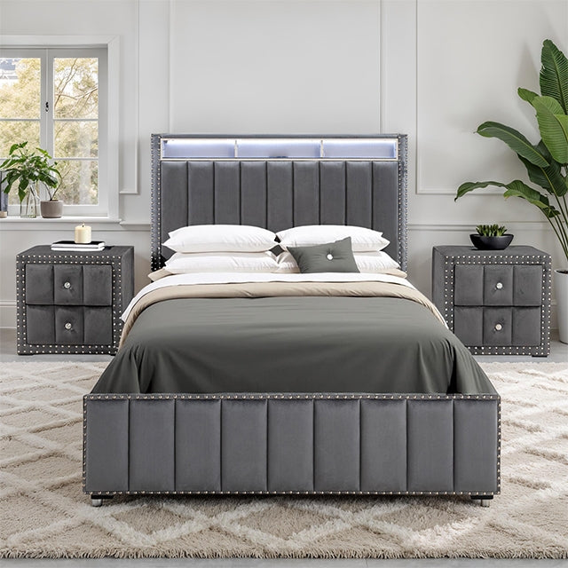 Farese Queen Bed w/ 2 Nightstands - US Furniture & Mattress (Waterbury,CT)*